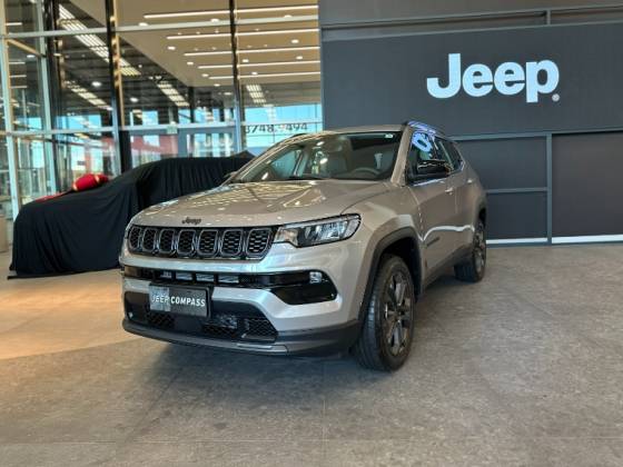 JEEP COMPASS 1.3 T270 TURBO FLEX LONGITUDE AT6